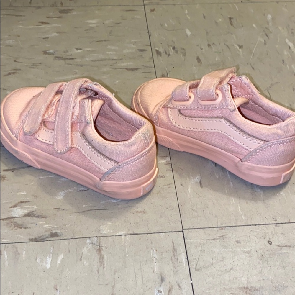 Vans - Picture 4 of 5